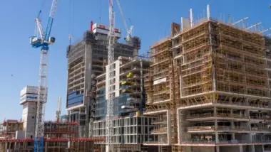 King Square Mid Const 2