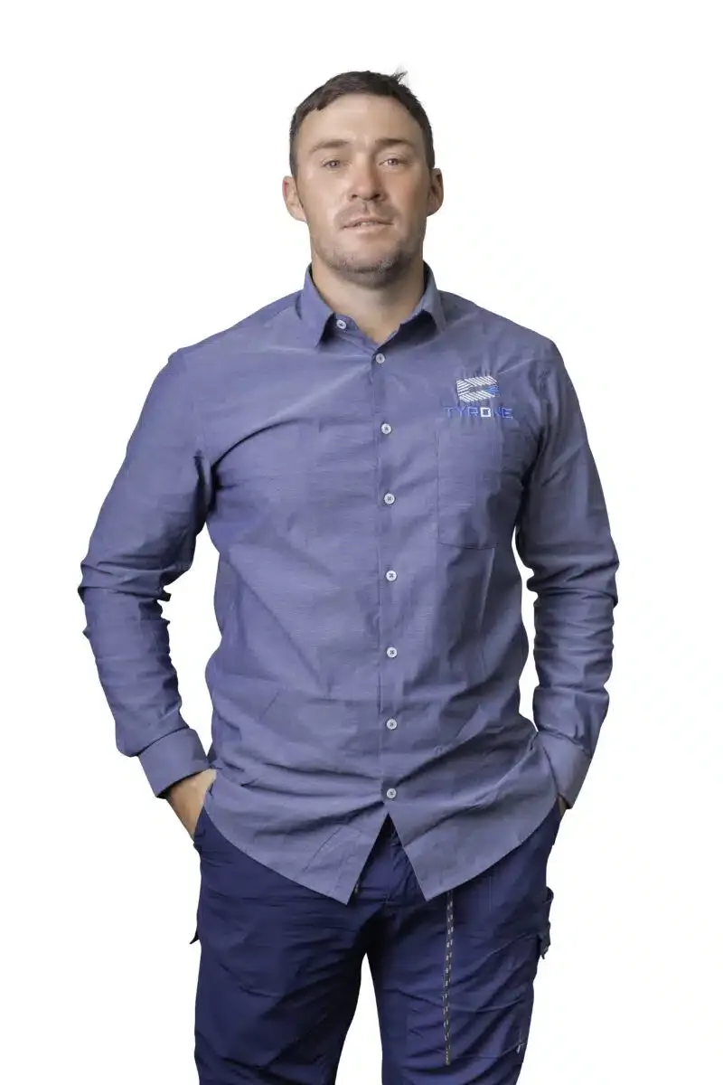 HEADSHOTS 16 800x1200 jpg }}