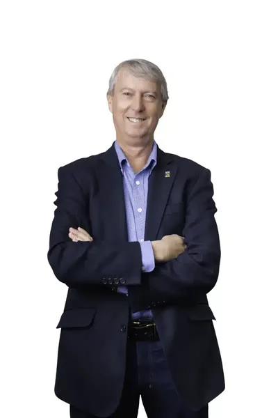 HEADSHOTS 63 800x1200 jpg